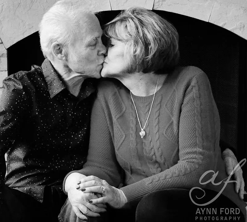 Couples photography session by Art With Aynn