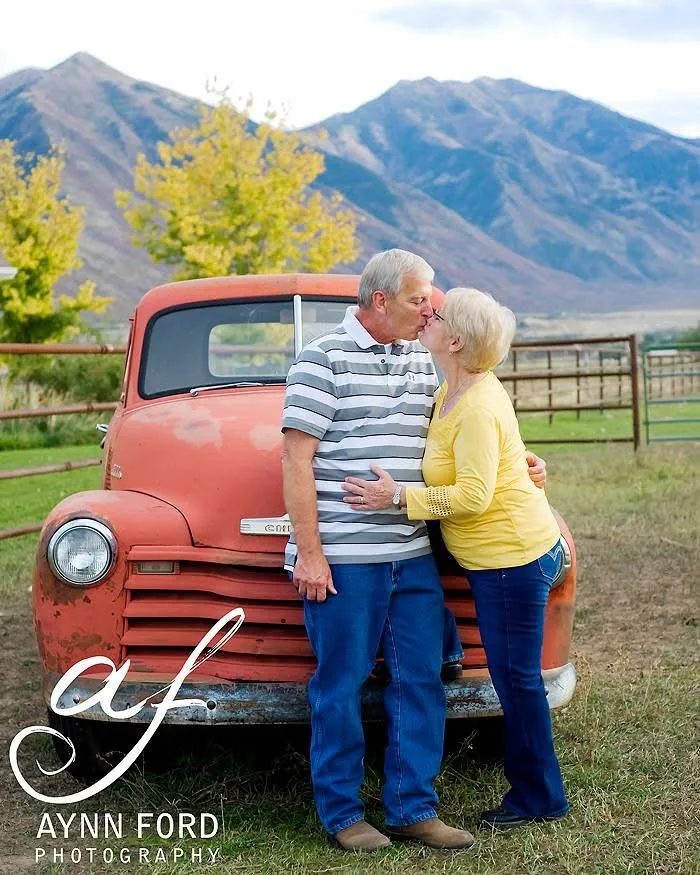 Couples photography session by Art With Aynn